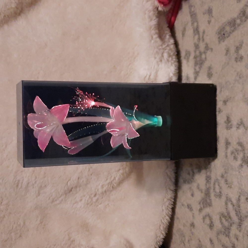 Vintage fiberoptic flower